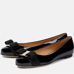 NIB Salvatore Ferragamo Varina Patent Leather Ballet Flats